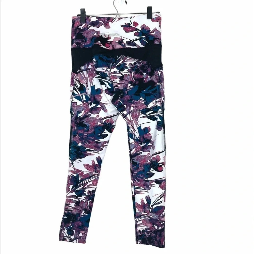 TKO Floral Yoga Exercise Legging Crop Pants - Picture 4 of 12